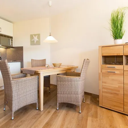 Lord Nelson App 103 Apartment